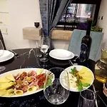 Apartman The V *